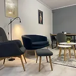 Апартаменти Hills Nomad *