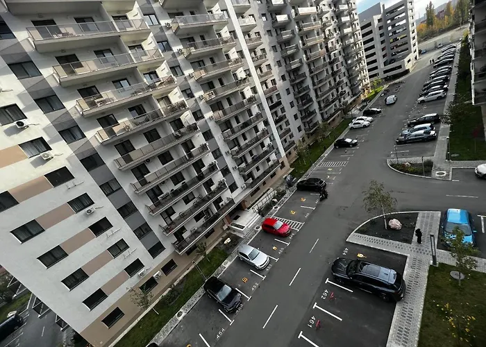 Hills Nomad * Bucarest